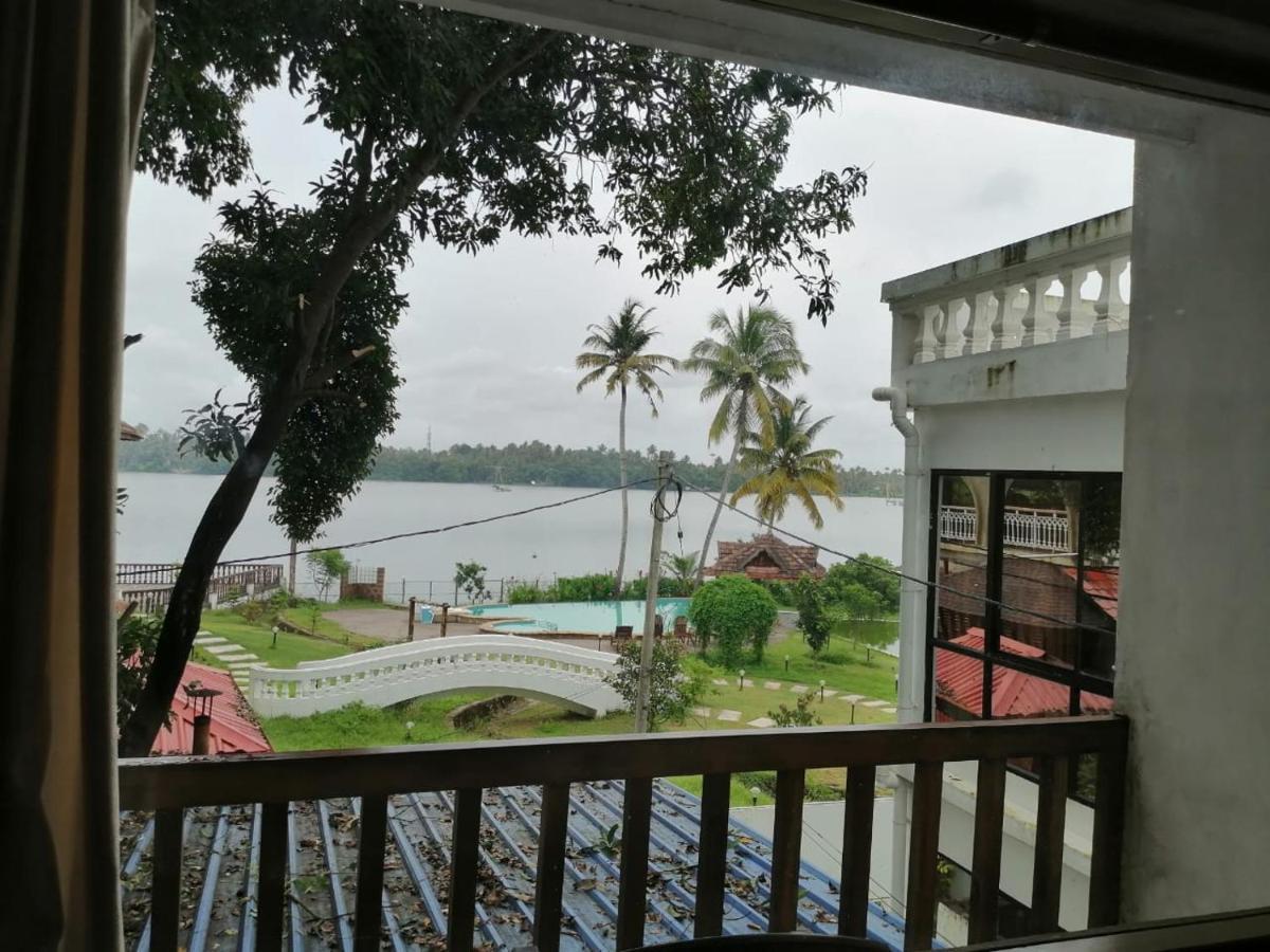 Cherai Beach Resorts Buitenkant foto