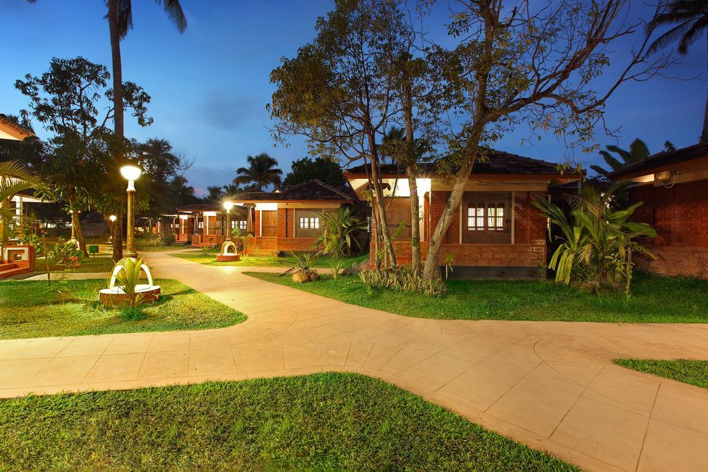 Cherai Beach Resorts Buitenkant foto