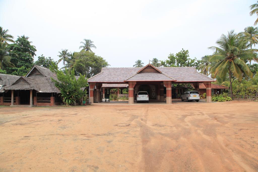 Cherai Beach Resorts Buitenkant foto