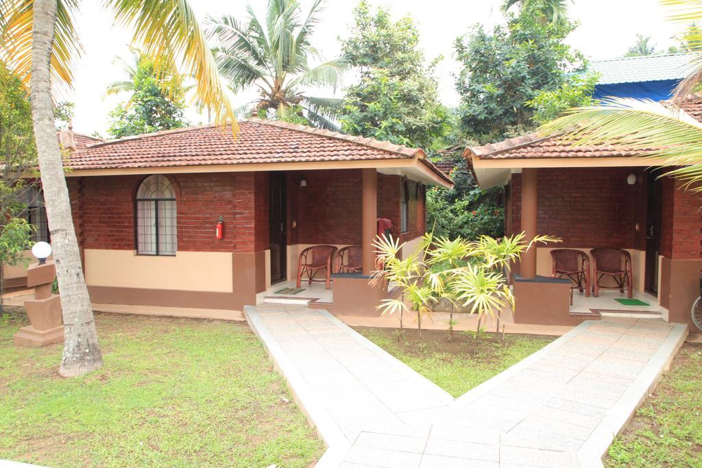Cherai Beach Resorts Buitenkant foto