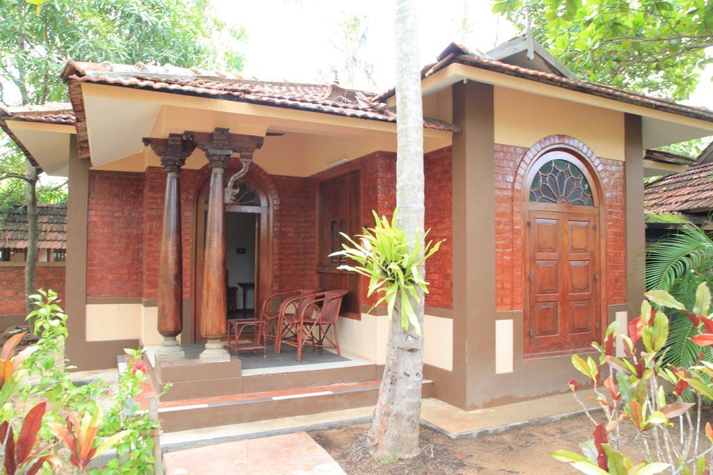 Cherai Beach Resorts Buitenkant foto