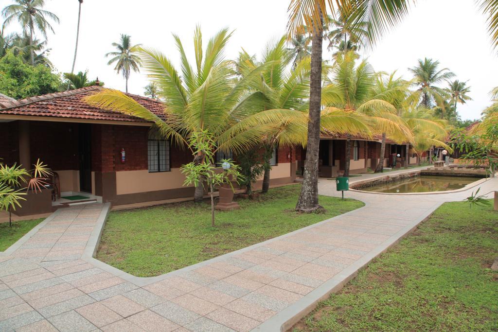 Cherai Beach Resorts Buitenkant foto